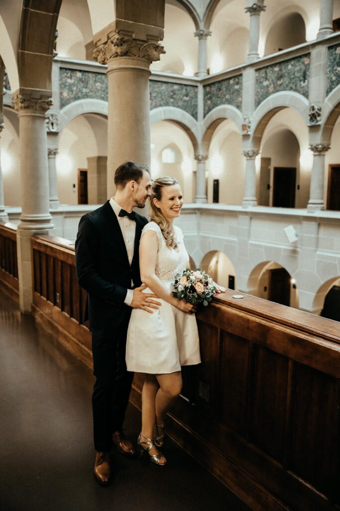 brautpaarshooting im stadthaus zuerich